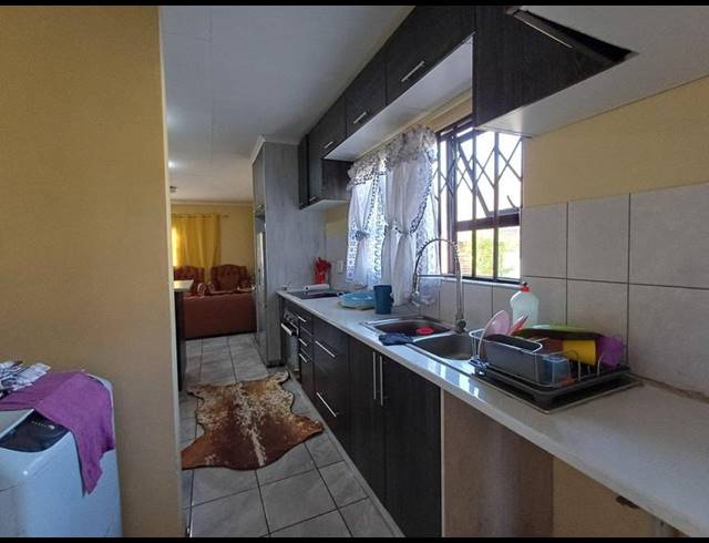 3 BEDROOM HOUSE FOR SALE IN HESTEAPARK